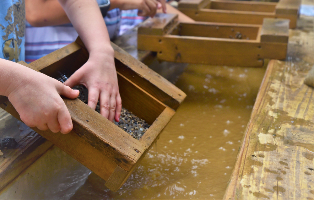 child gem mining in hendersonville, nc